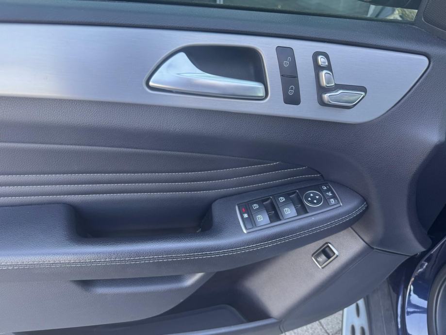 mercedes-benz-gle-coupe-350-d-amg-airmatic-led-inteligent-slika-253388346