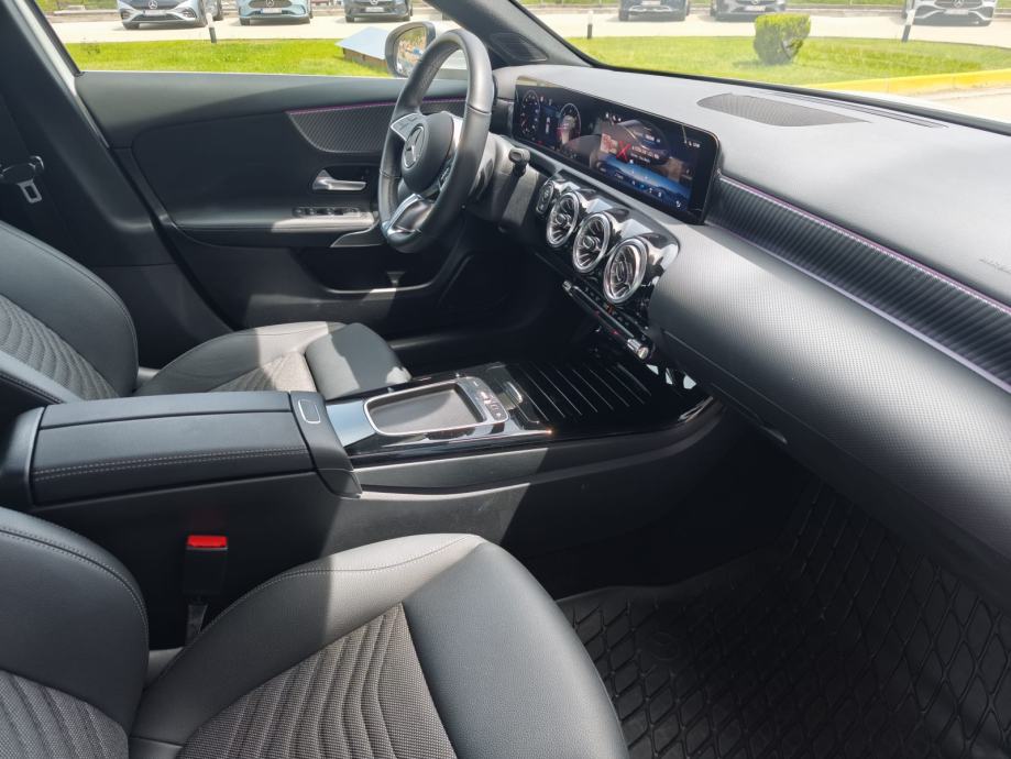 mercedes-benz-a-klasa-200-d-2025-slika-277940060