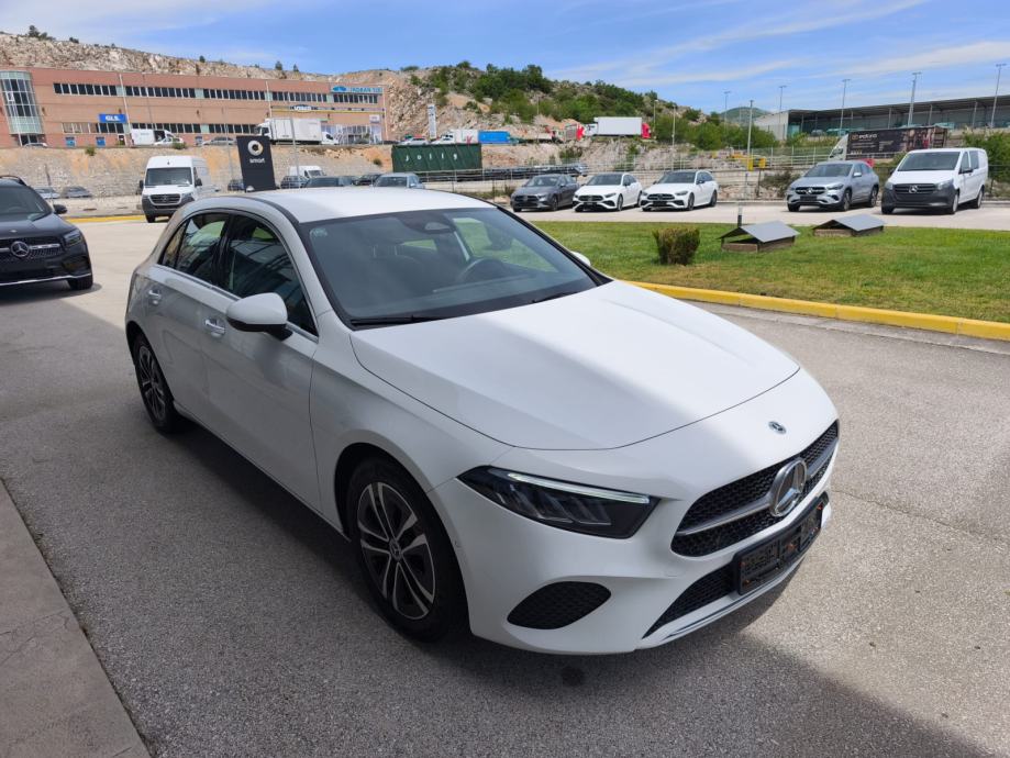 mercedes-benz-a-klasa-200-d-2025-slika-277940063
