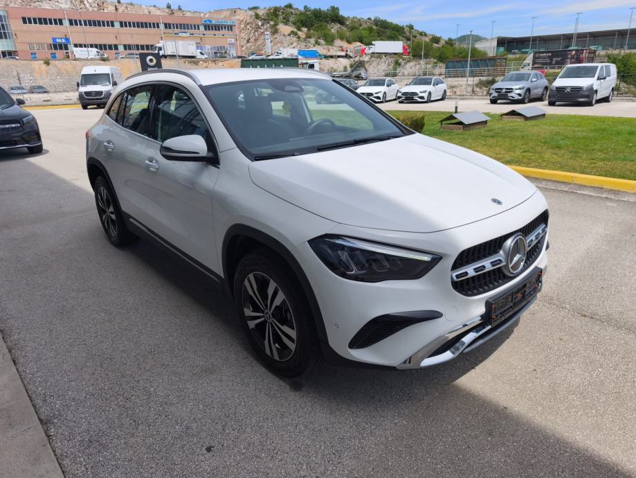 mercedes-benz-gla-200-d-2025-slika-277940577