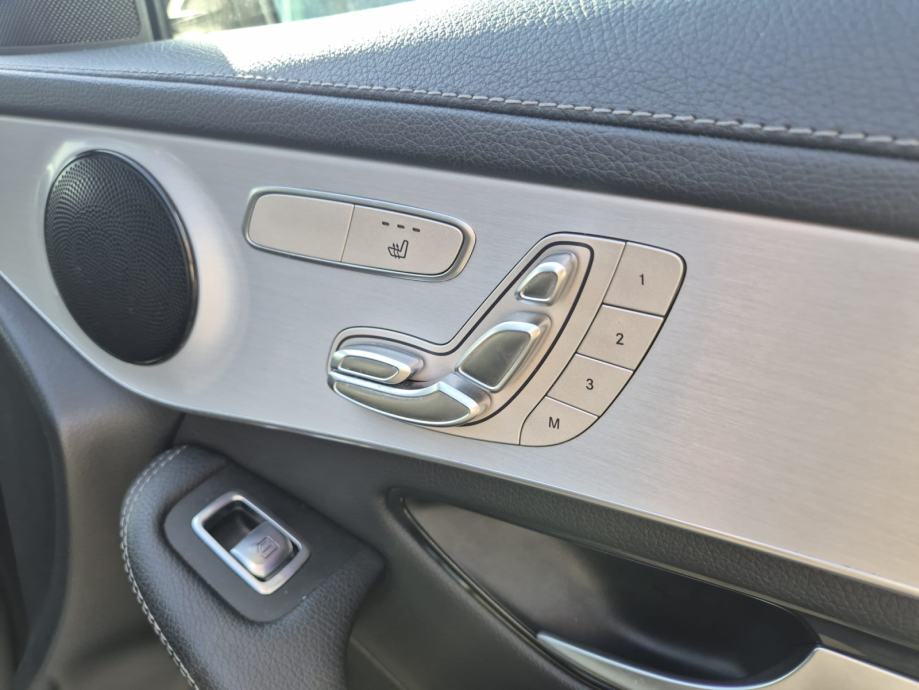 mercedes-benz-glc-220-d-4matic-coupe-amg-slika-276581271