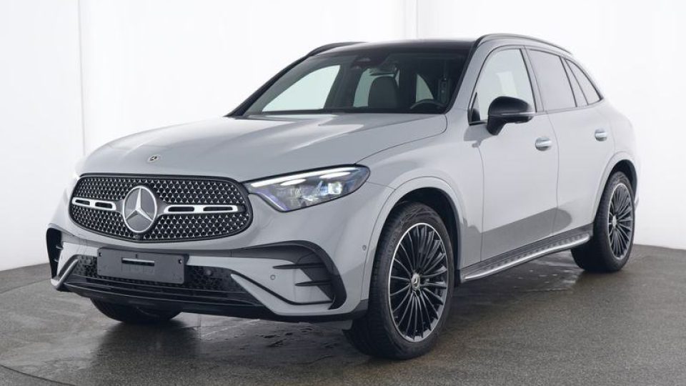 mercedes-benz-glc-300-d-4m-amg-premium-zracni-ovjes-slika-273601006